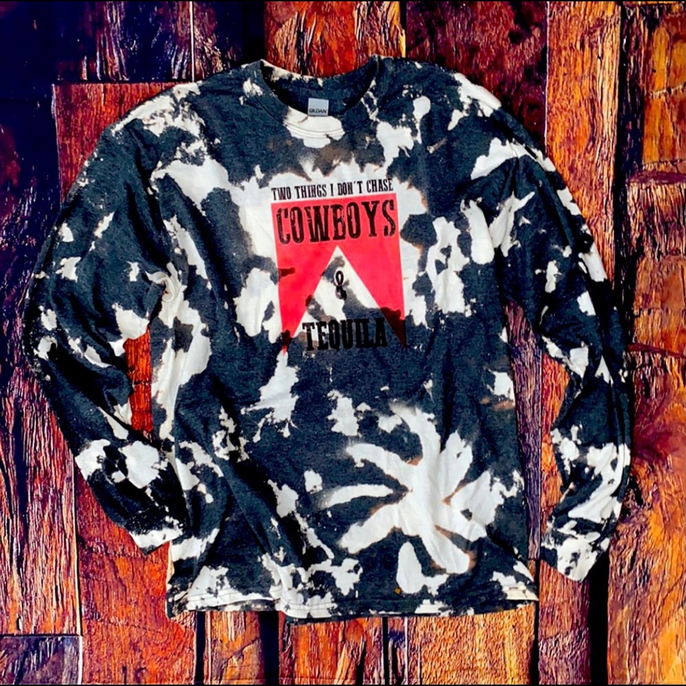 Cowboys & Tequila Bleached T